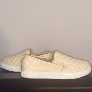 CG 2B Yellow Sneakers